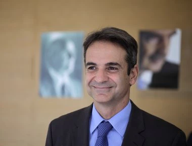 Οι μαντινάδες που αφιέρωσαν οι Κρητικοί στον Κυριάκο Μητσοτάκη (φωτο)